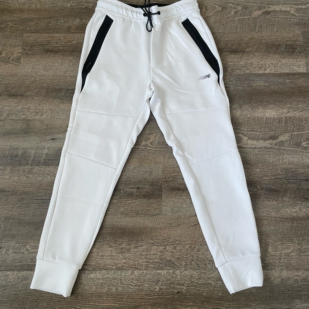 Men’s American Eagle Joggers ‘White’